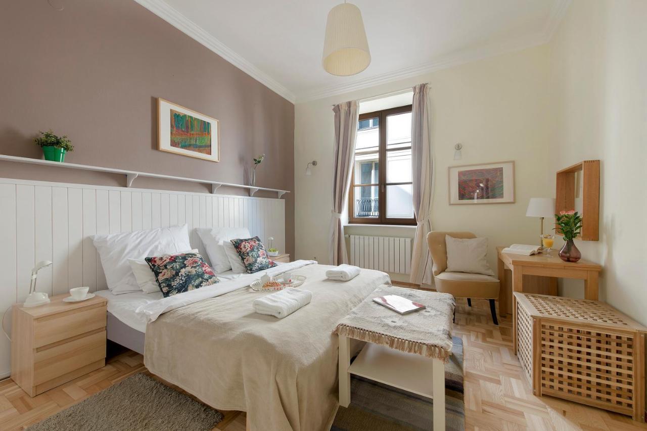 Two Bedroom Apartment For 6 People Warsaw Exterior photo