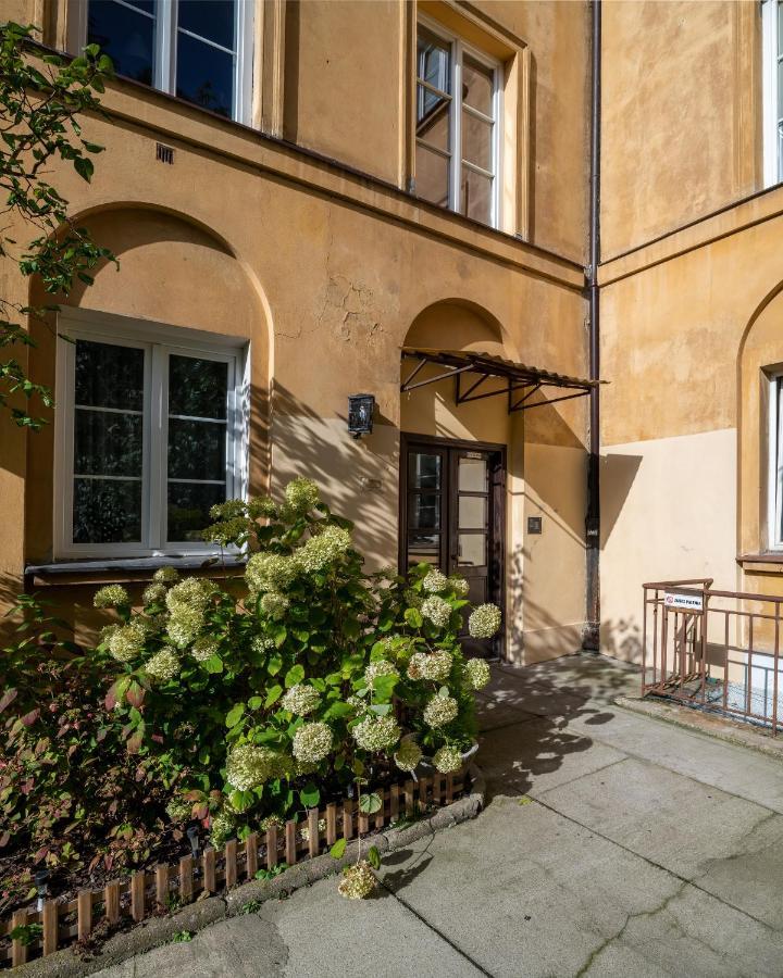 Two Bedroom Apartment For 6 People Warsaw Exterior photo